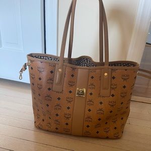 Reversible Liz shopper in visetos